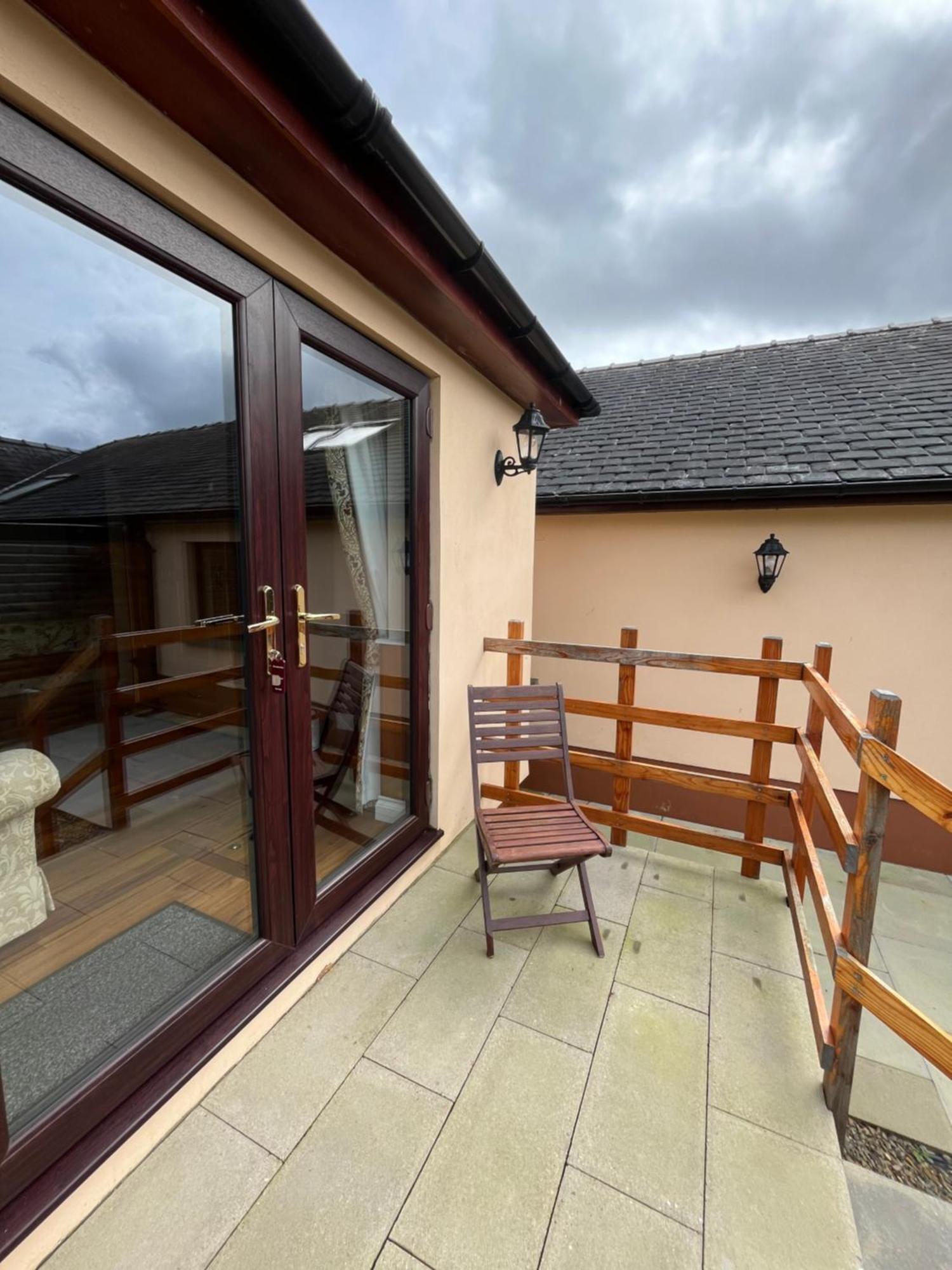 Neuadd Villa Llanwnen Екстер'єр фото